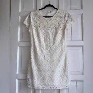Women’s Forever 21 medium short white/cream lace dress
